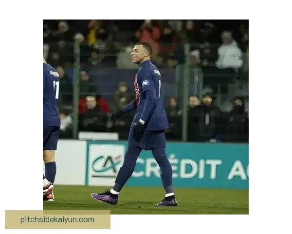 恩里克在巴黎时期的执教状态值得关注，球队表现逐渐回暖。